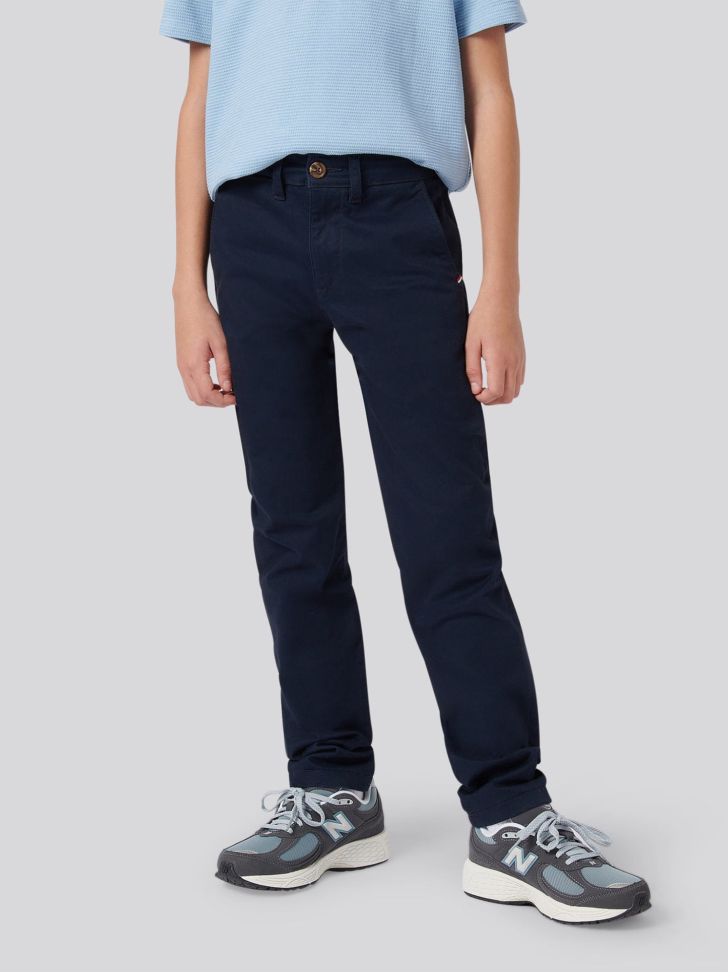 Boys Classic Chino in Dark Sapphire Navy / Haute Red DHM