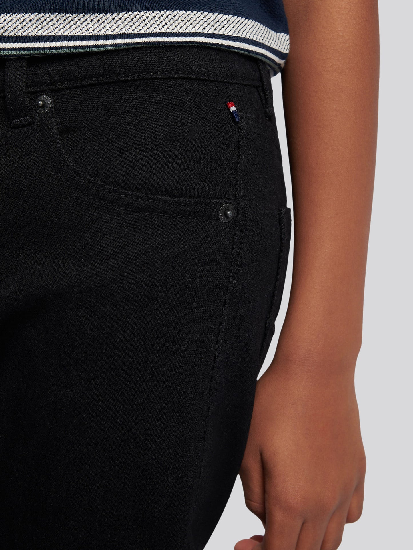 Boys Classic Fit Jean in Black Wash