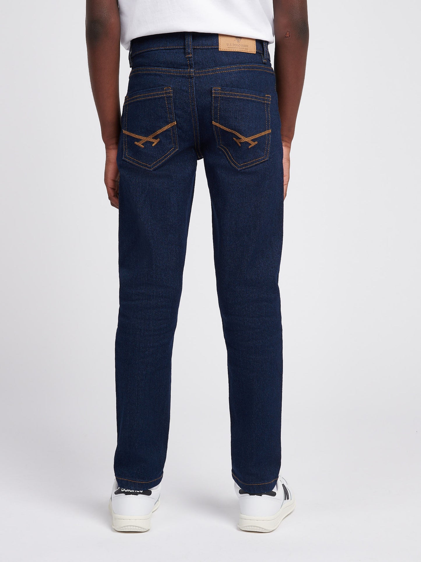 Boys Classic Fit Jean in Rinse Wash