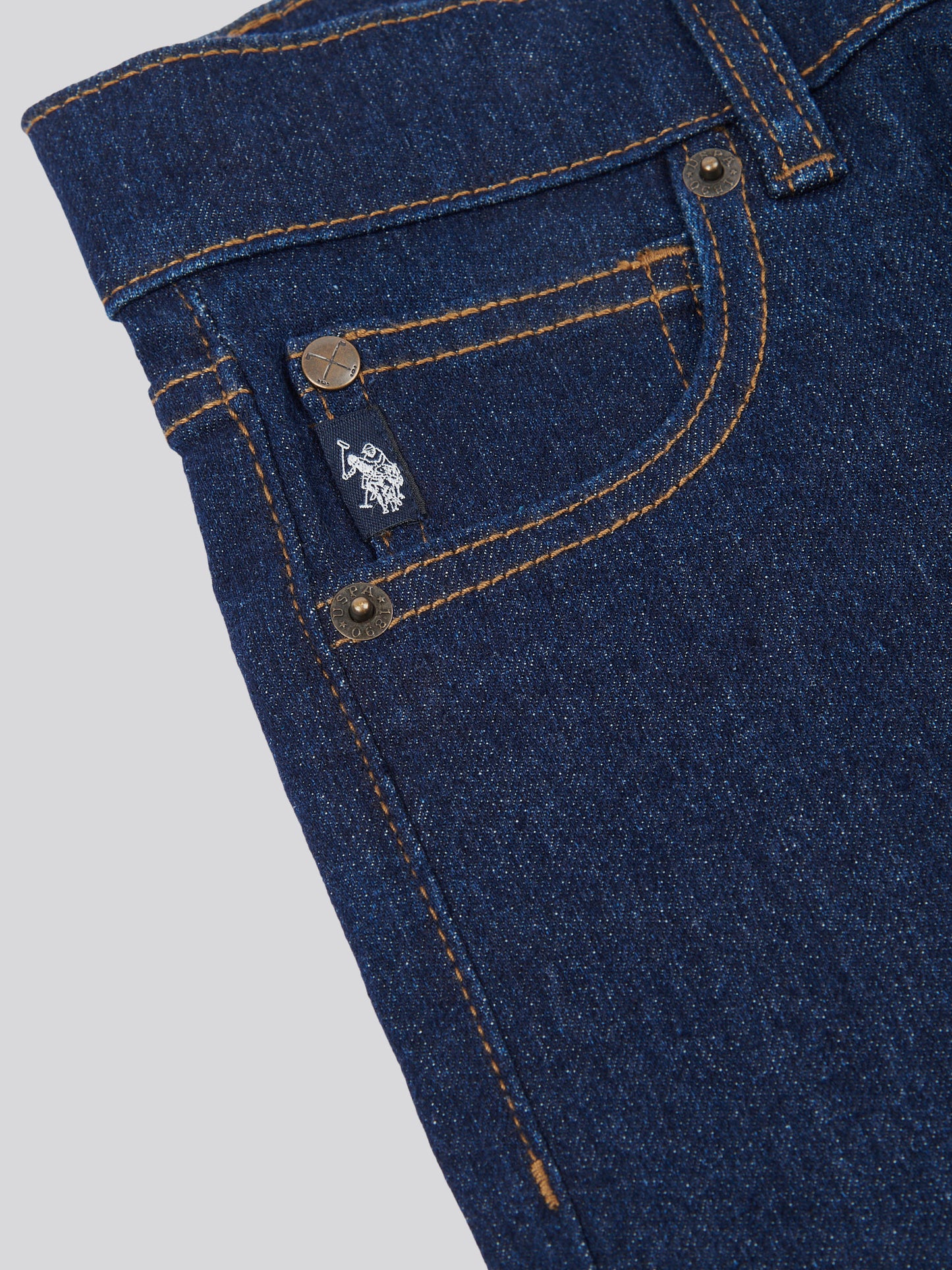 Boys Classic Fit Jean in Rinse Wash