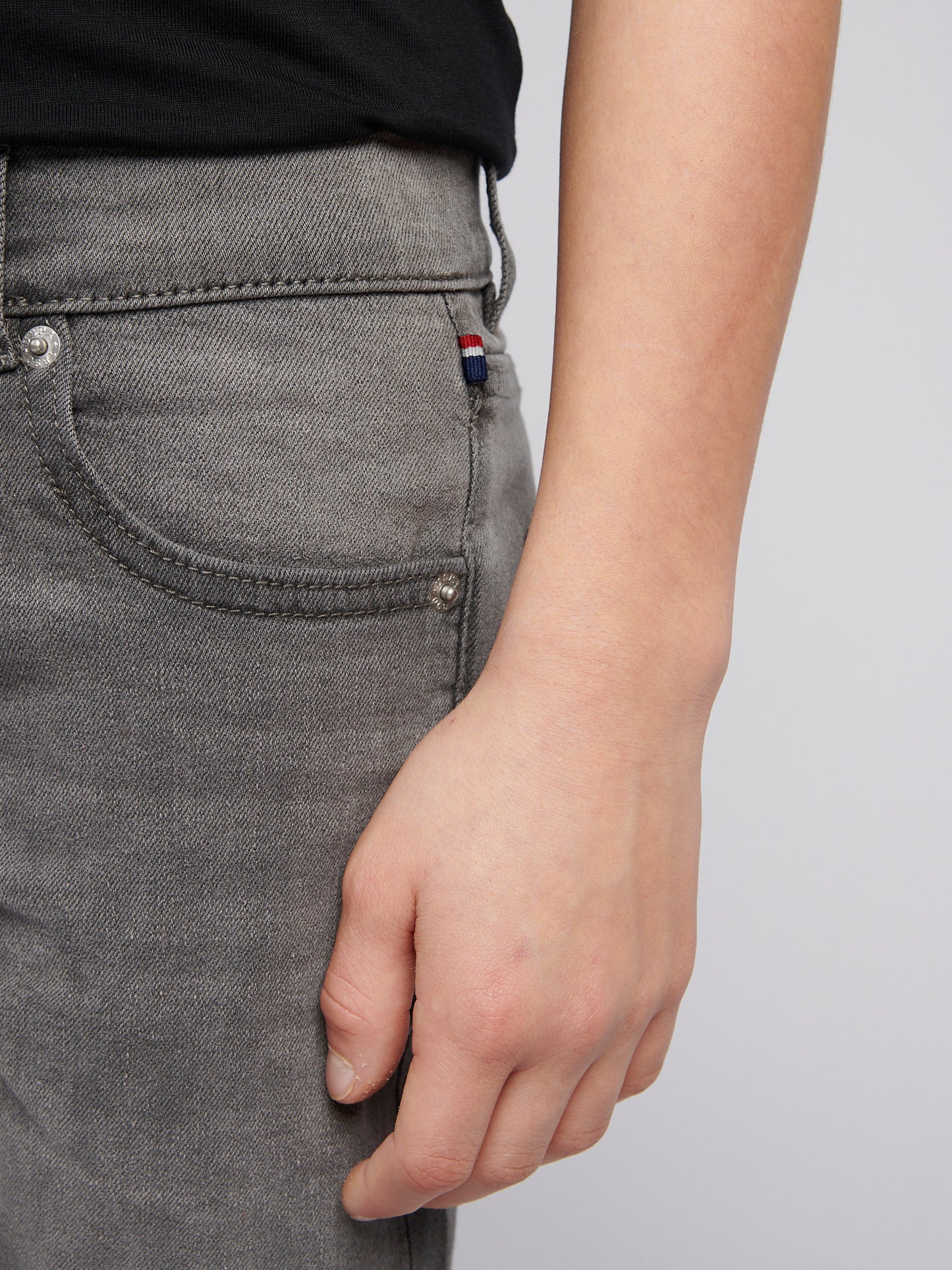 Boys Classic Fit Jean in Grey Wash