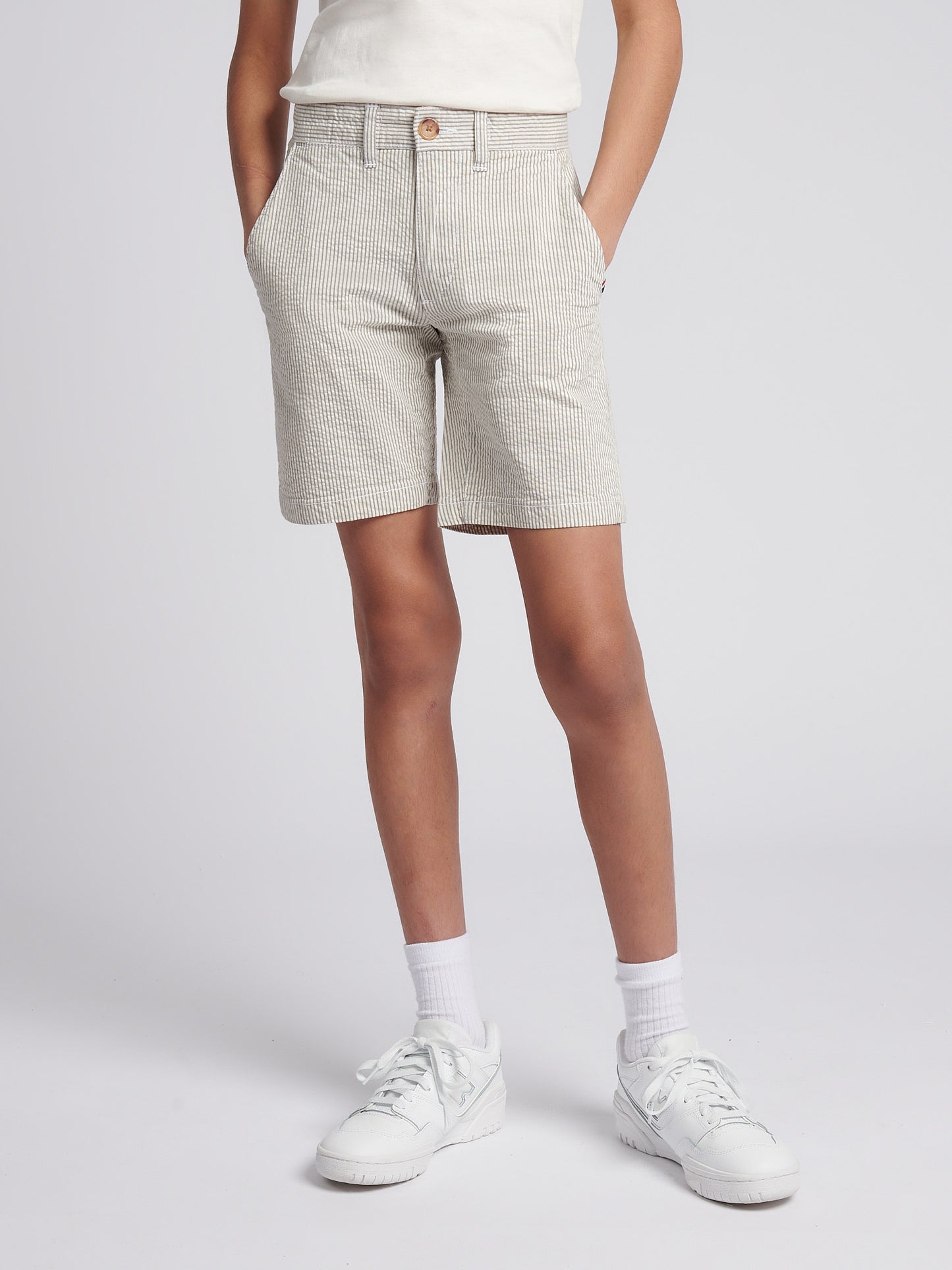 Boys Seersucker Chino Short in Northern Droplet