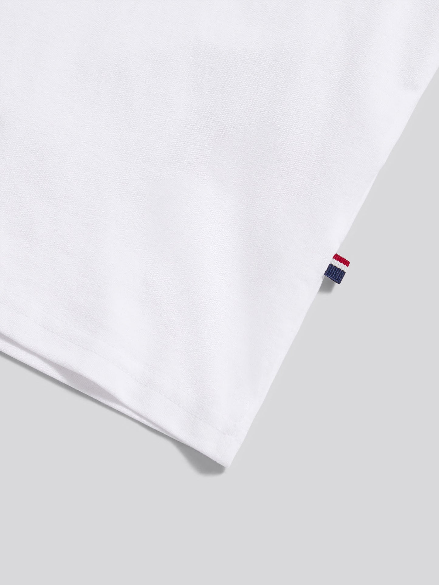 Boys Texture Double Horsemen T-Shirt in White / Dark Sapphire Navy DHM