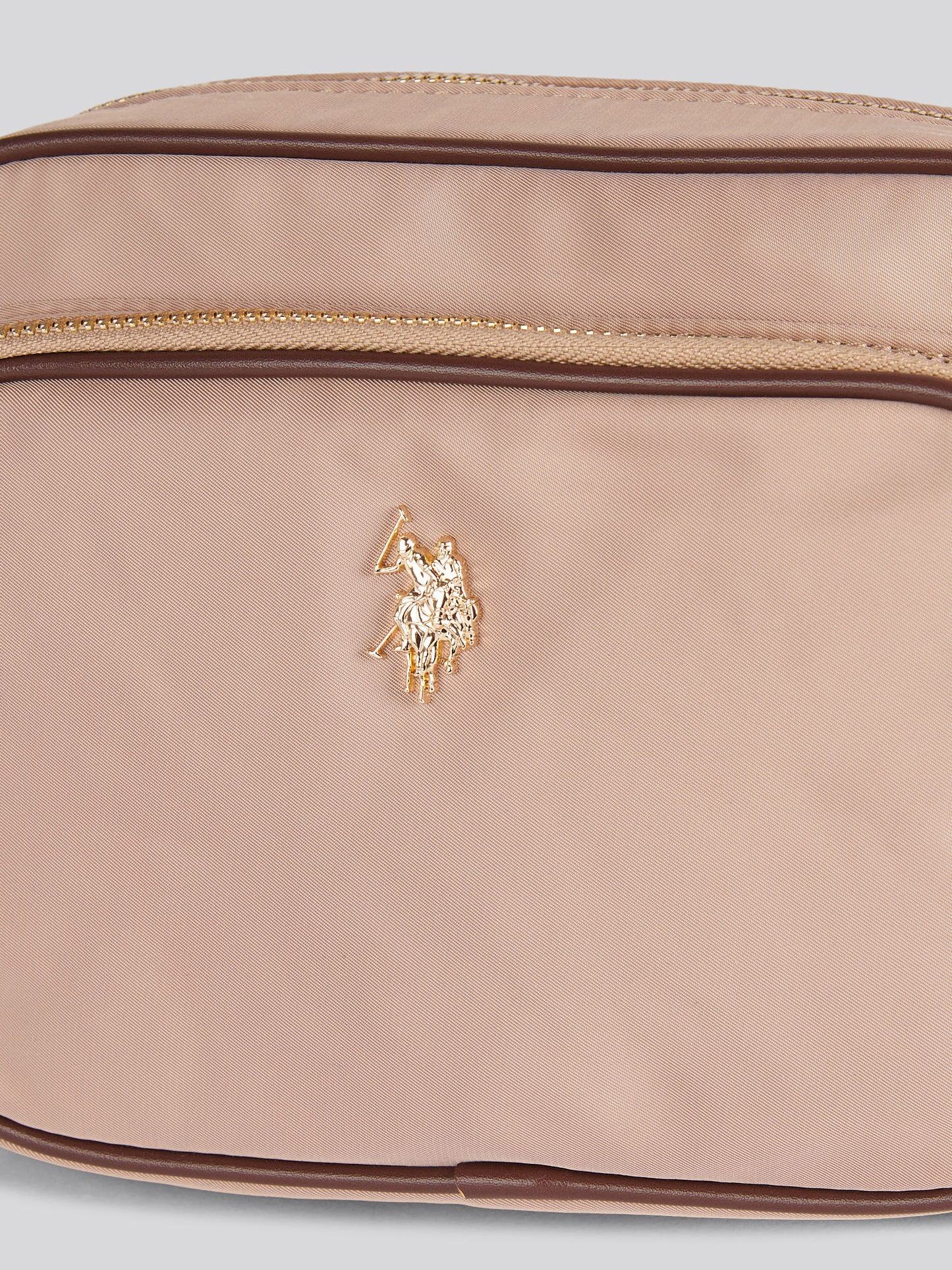 U.S. Polo Assn. Womens Houston Crossbody Pocket Bag Warm Taupe