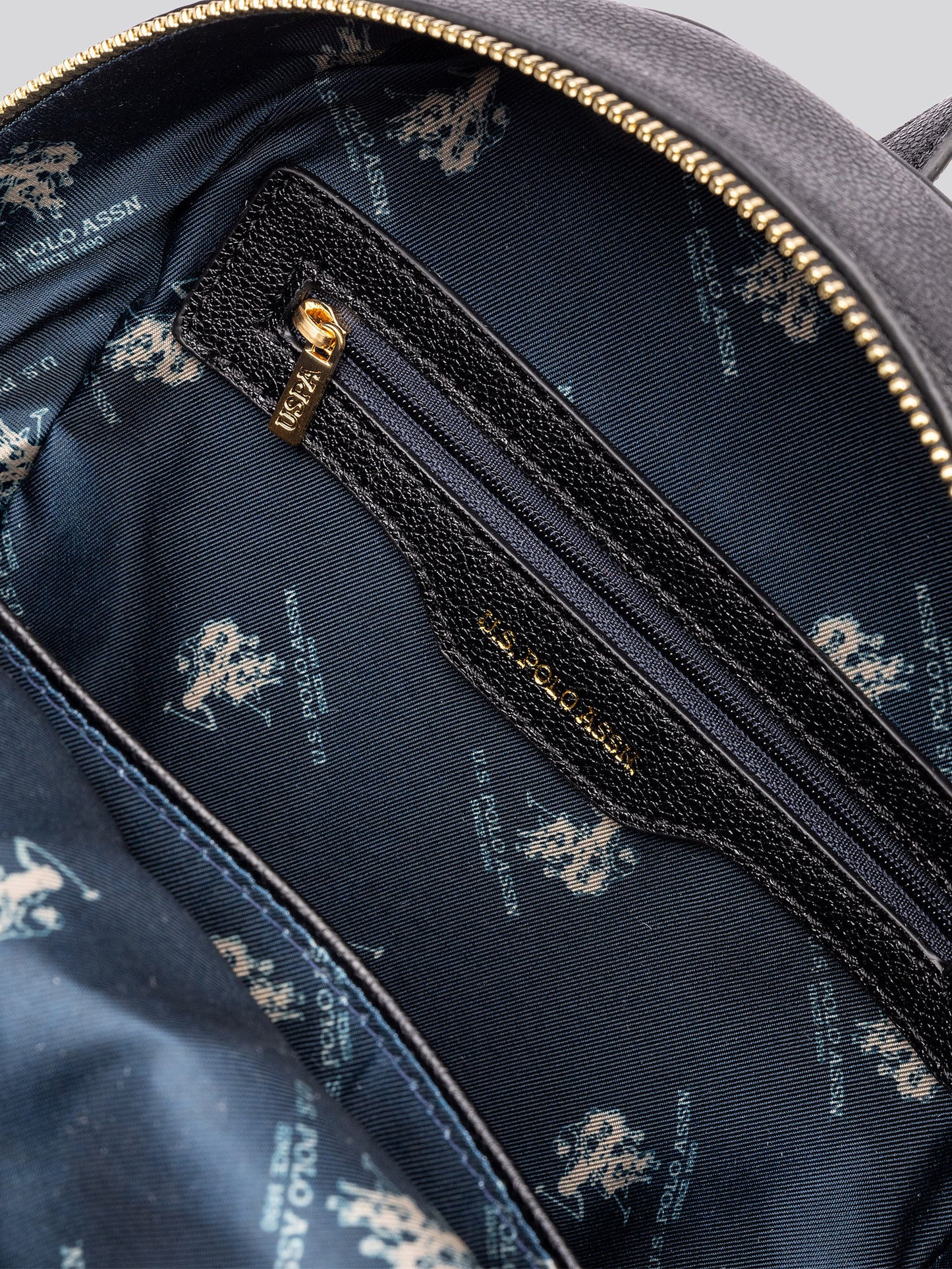 Womens Jones Backpack in Black