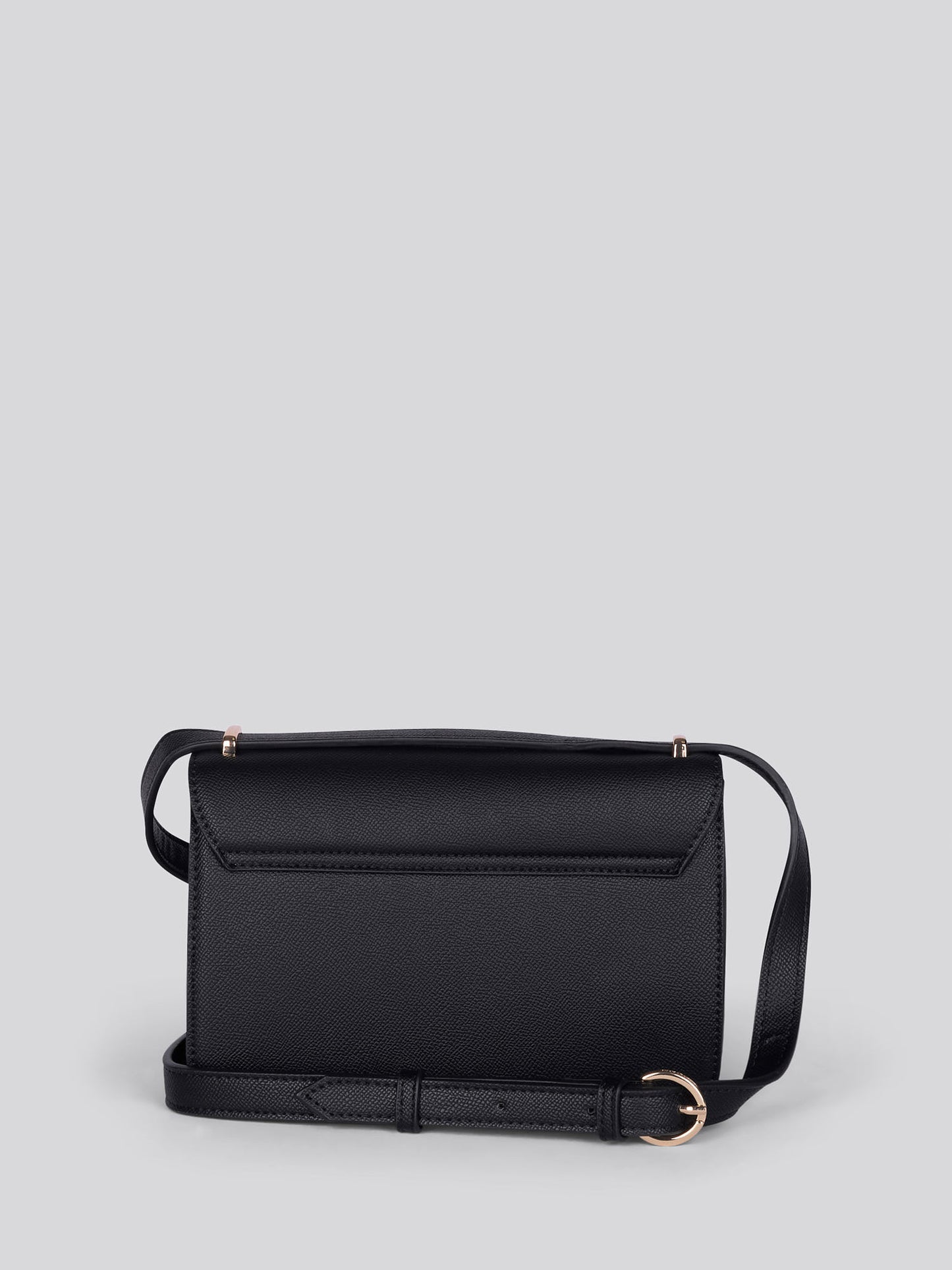 U.S. Polo Assn. Womens Jones Small Flap Crossbody Bag Black