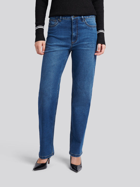 Womens Straight Fit Jean Mid Wash