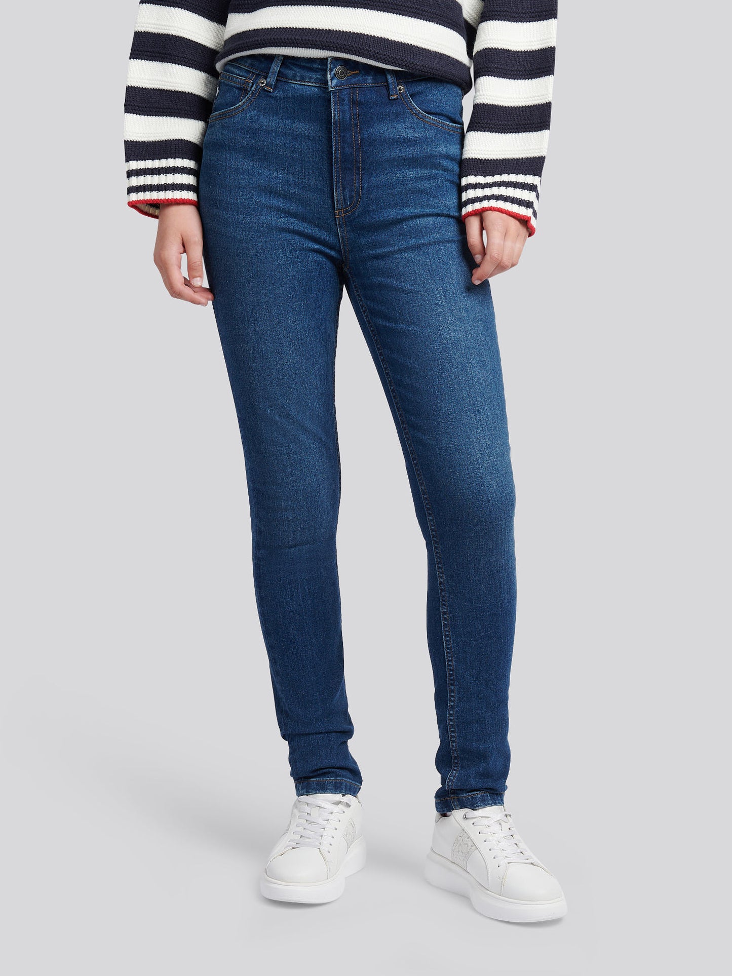 Womens Sculpture Skinny Fit in Mid Wash