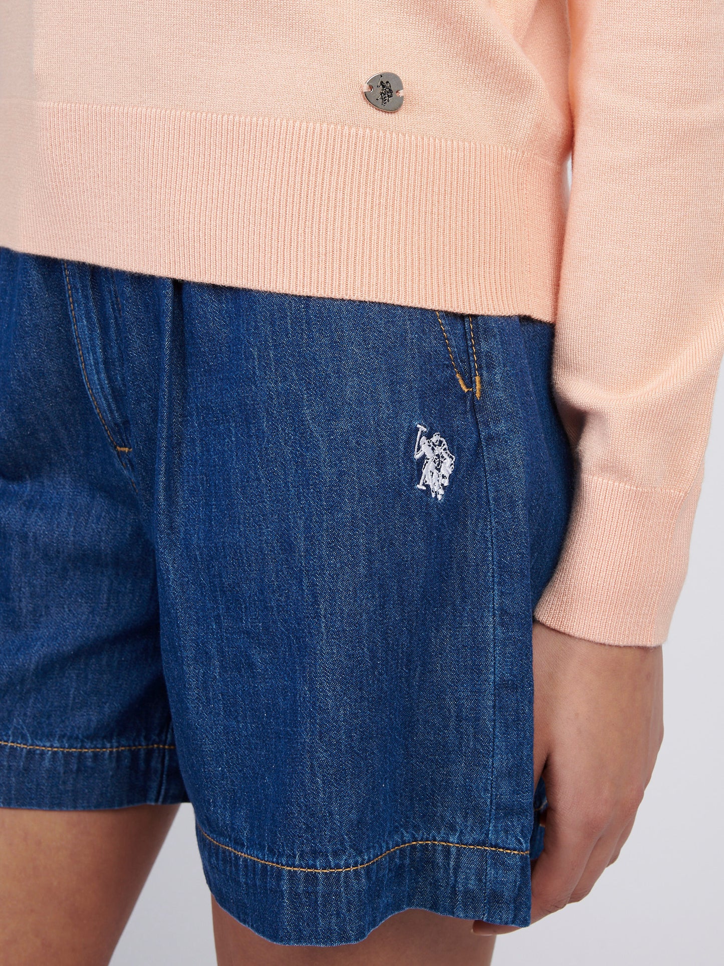 Womens Crew Neck Jumper in Peach Nectar