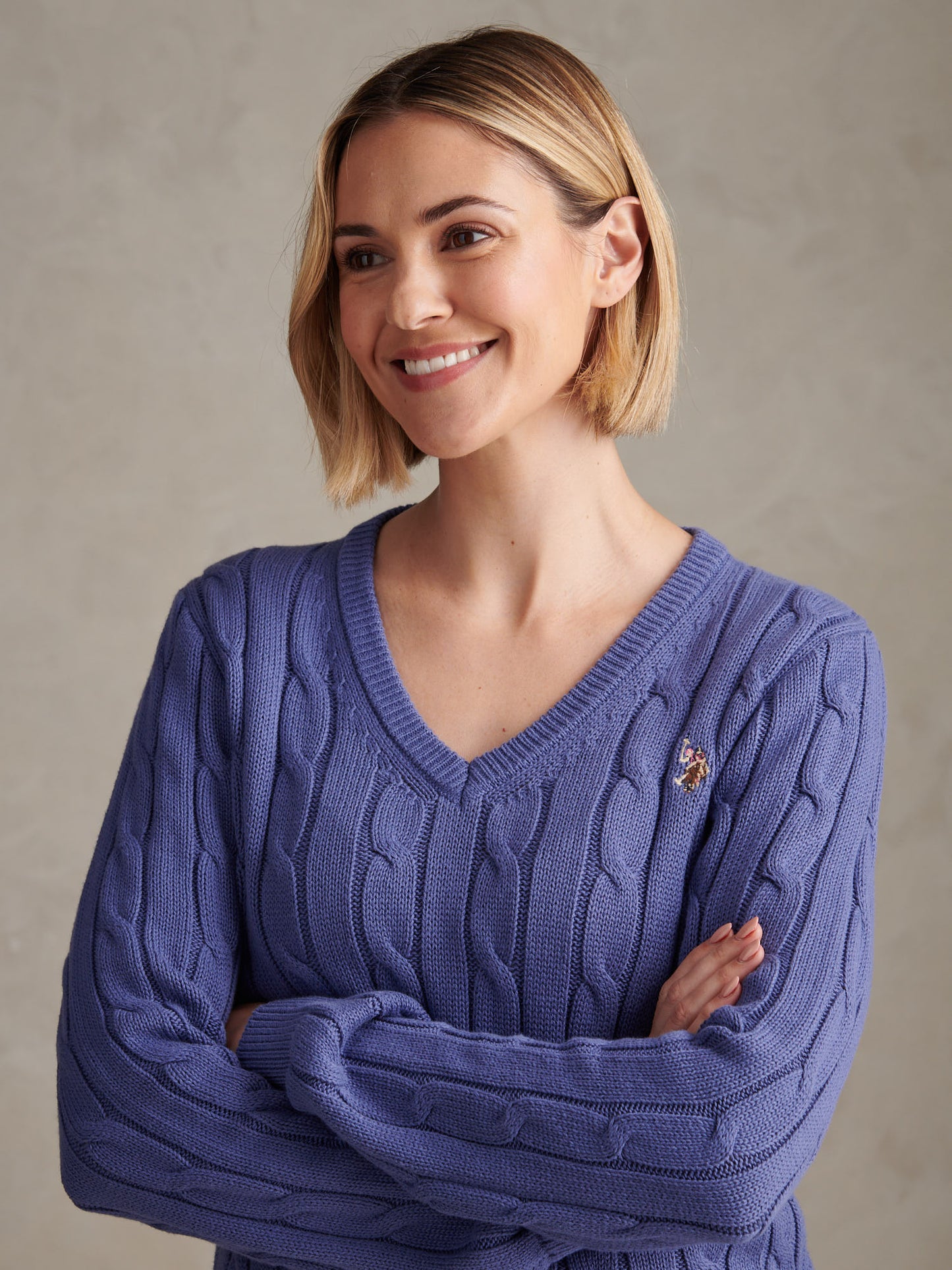 Womens V-Neck Cable Jumper Marlin