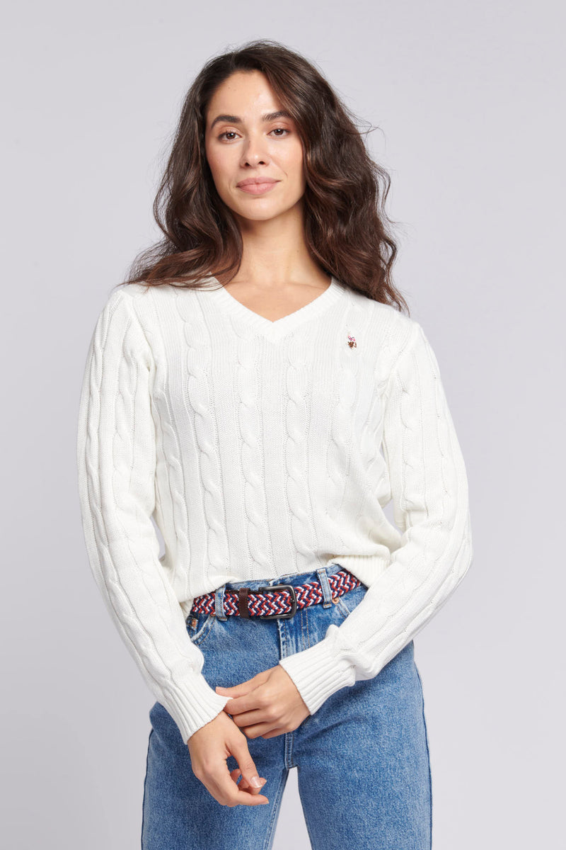 Womens V-Neck Cable Knit Jumper in Marshmallow