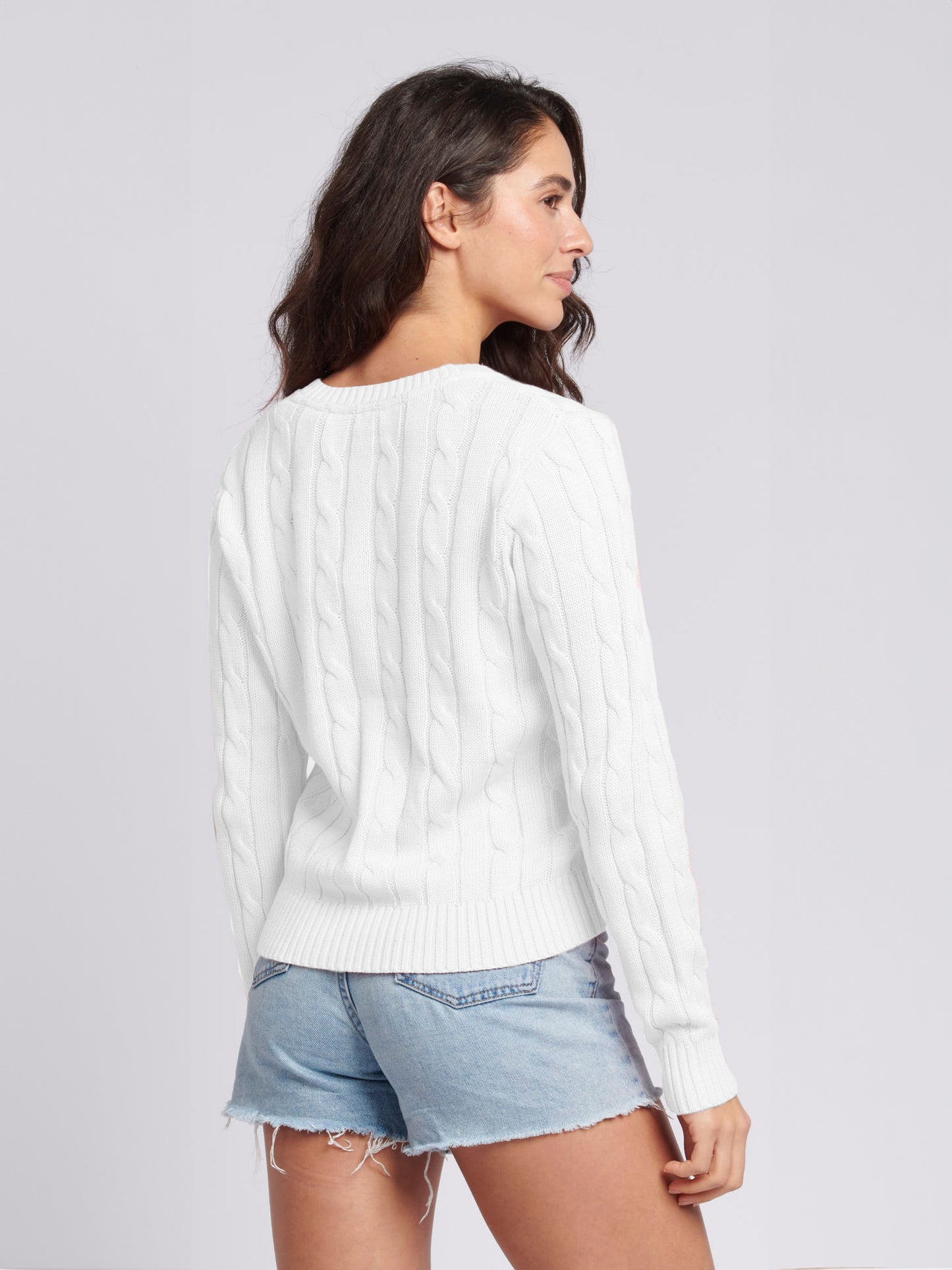 Womens V-Neck Cable Jumper in Marshmallow