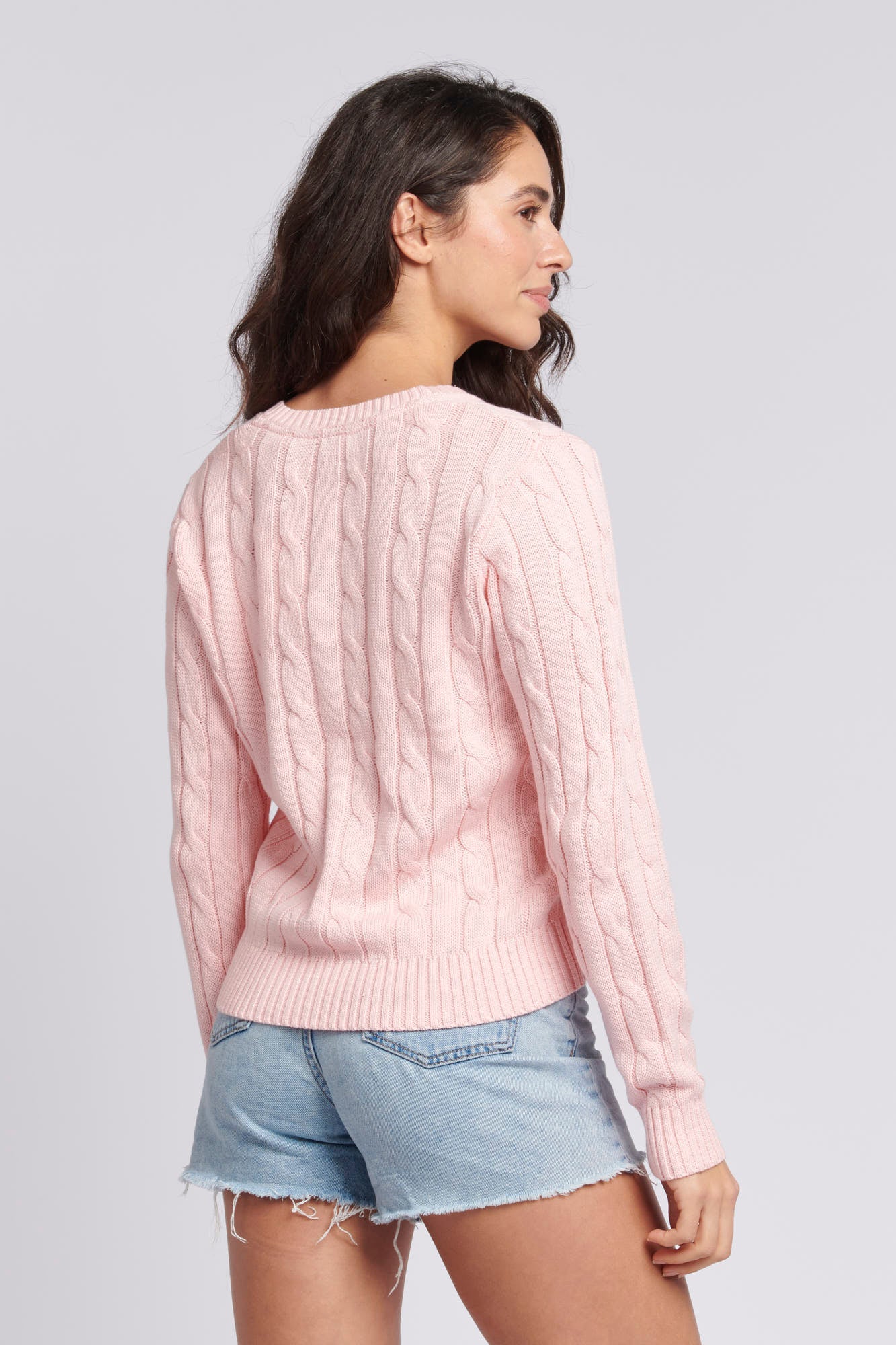 Womens V-Neck Cable Knit Jumper in Crystal Rose