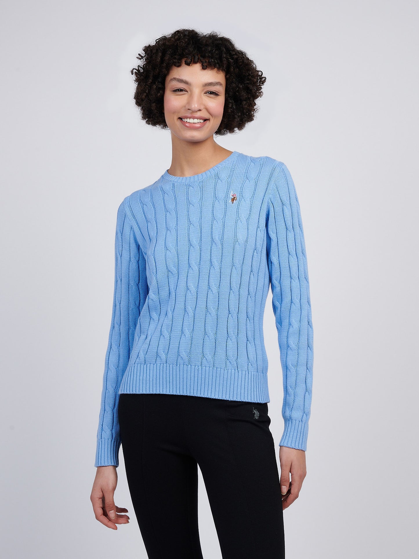 Womens Crew Neck Cable Jumper in Vista Blue