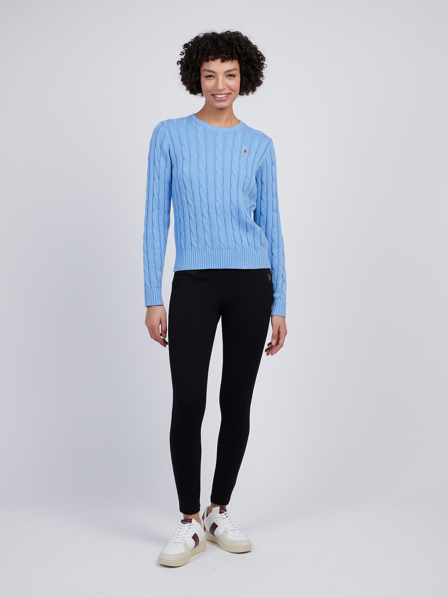 Womens Crew Neck Cable Jumper in Vista Blue