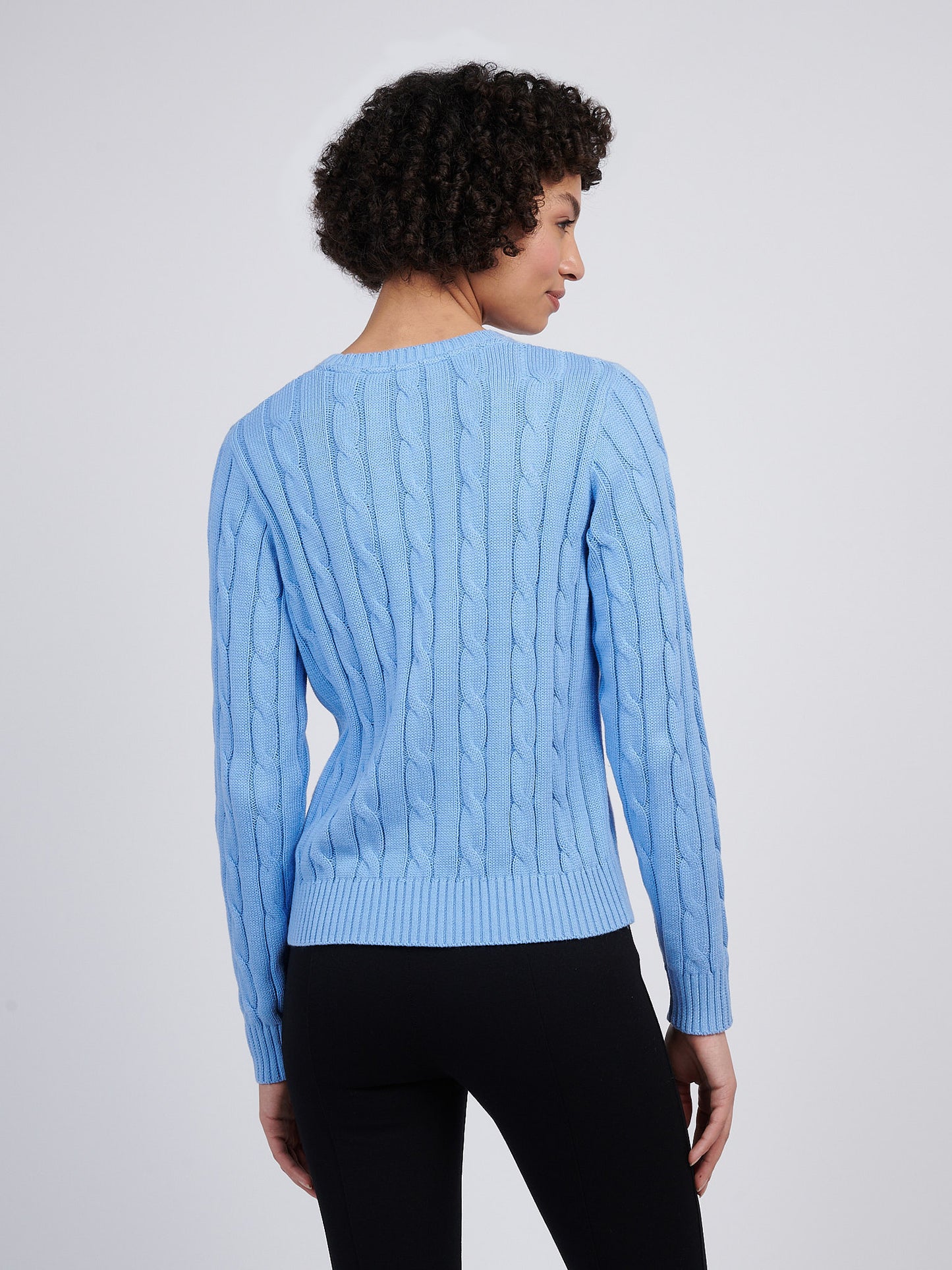 Womens Crew Neck Cable Jumper in Vista Blue