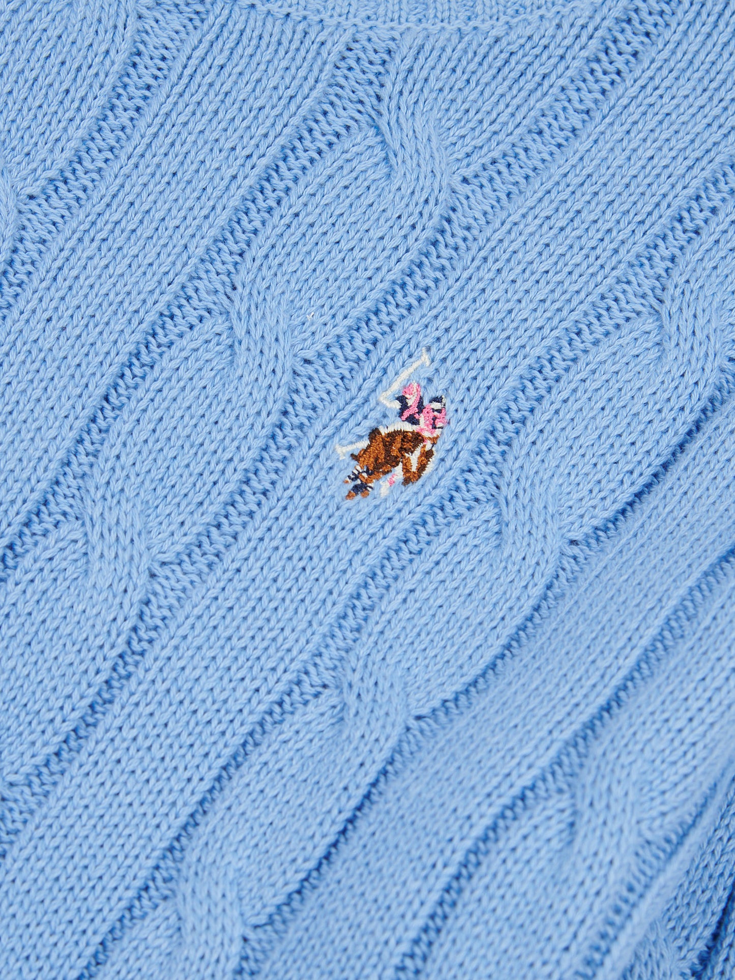 Womens Crew Neck Cable Jumper in Vista Blue