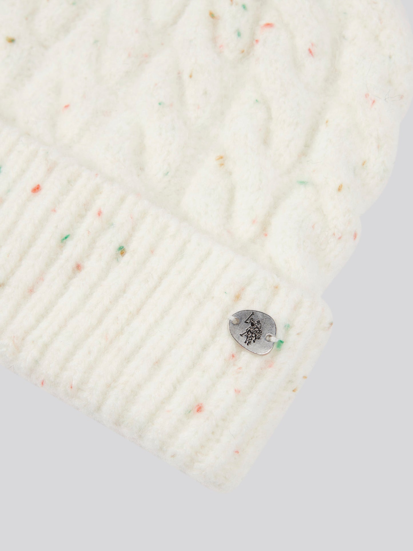 Womens Nap Yarn Cable Knit Beanie in Marshmallow