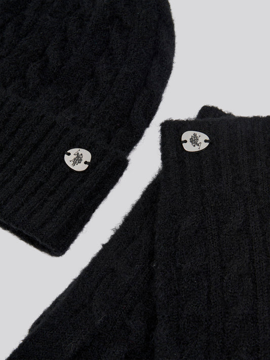 Womens Signature Cable Knit Beanie & Gloves Set in Black