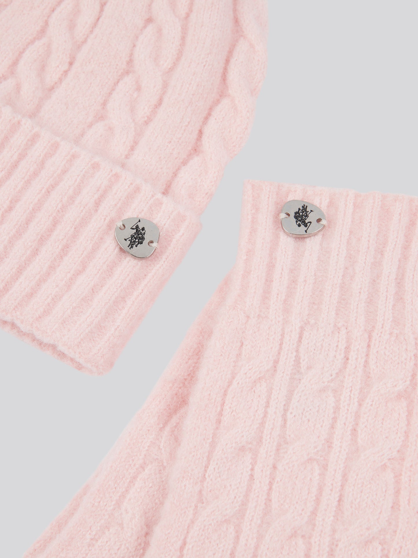 Womens Signature Cable Knit Beanie & Gloves Set in Crystal Rose