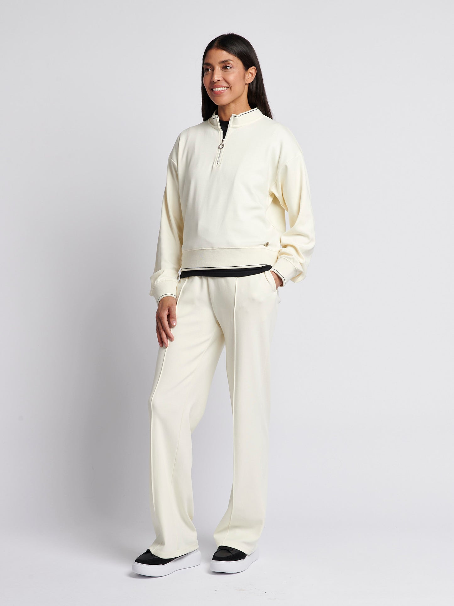 Womens Half Zip Tipped Sweatshirt in Marshmallow