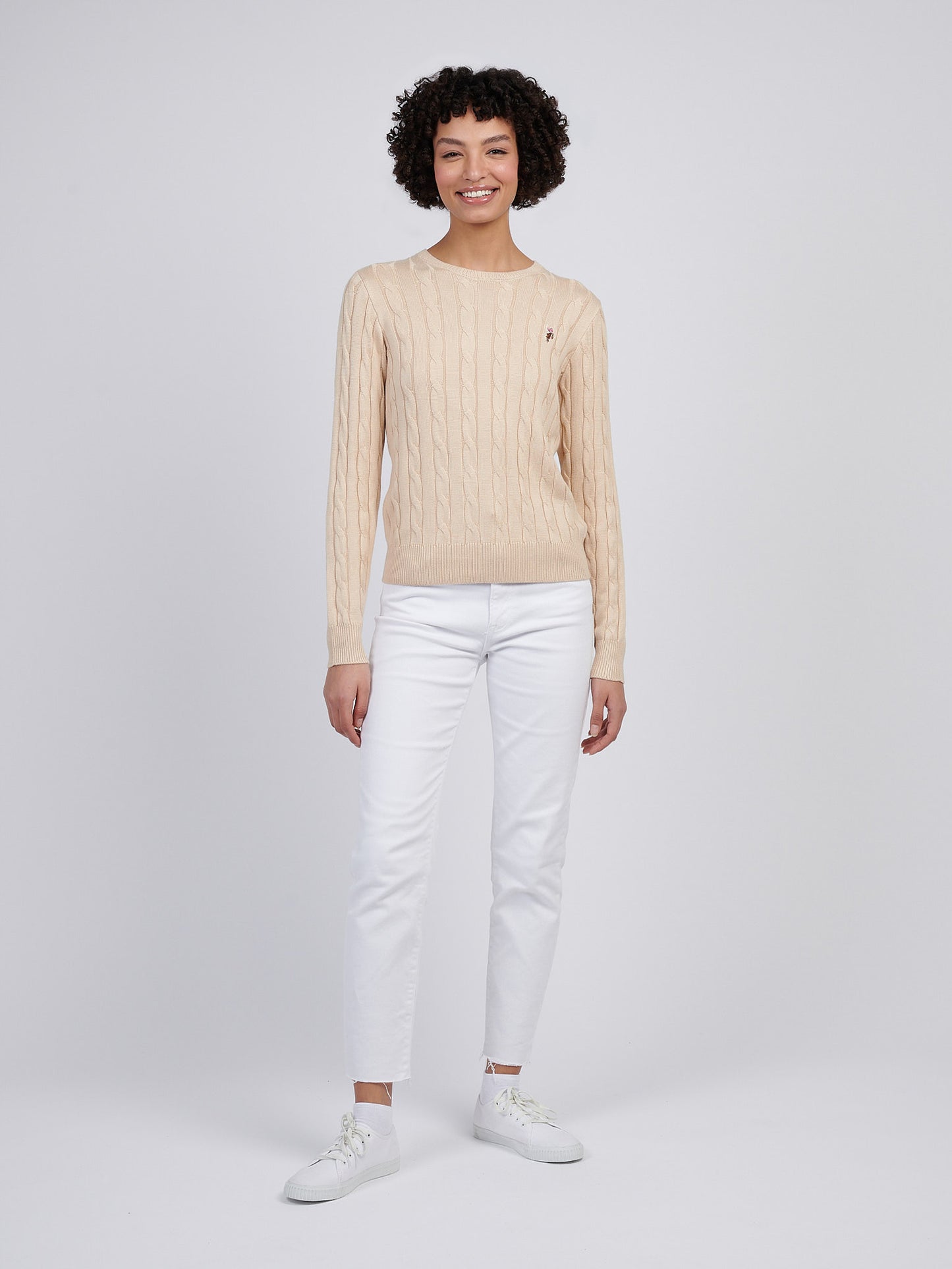 Womens Viscose Blend Crew Neck Cable Jumper in Smoke Gray