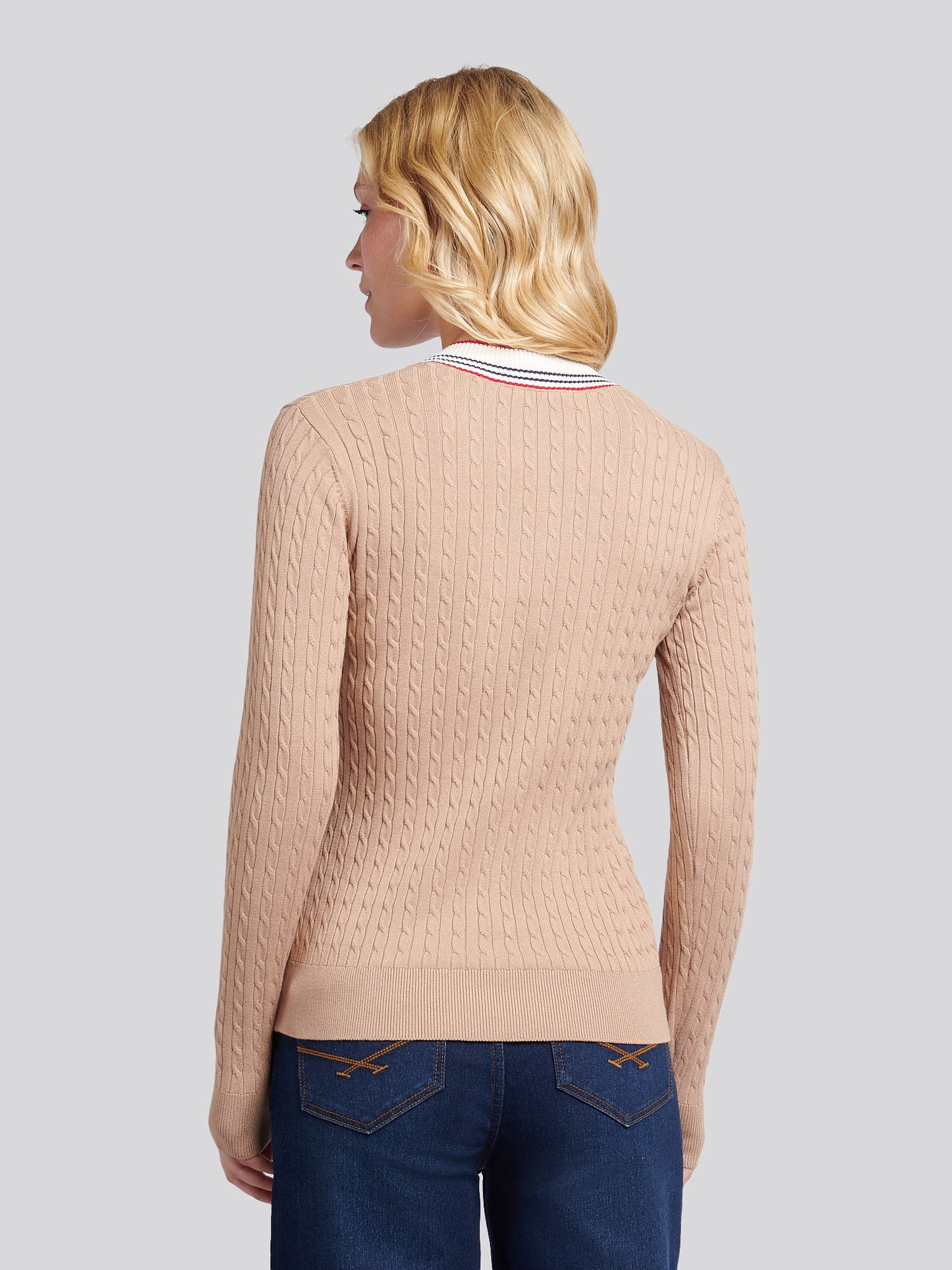 Womens Fine Cable Contrast V-Neck Jumper in Natural