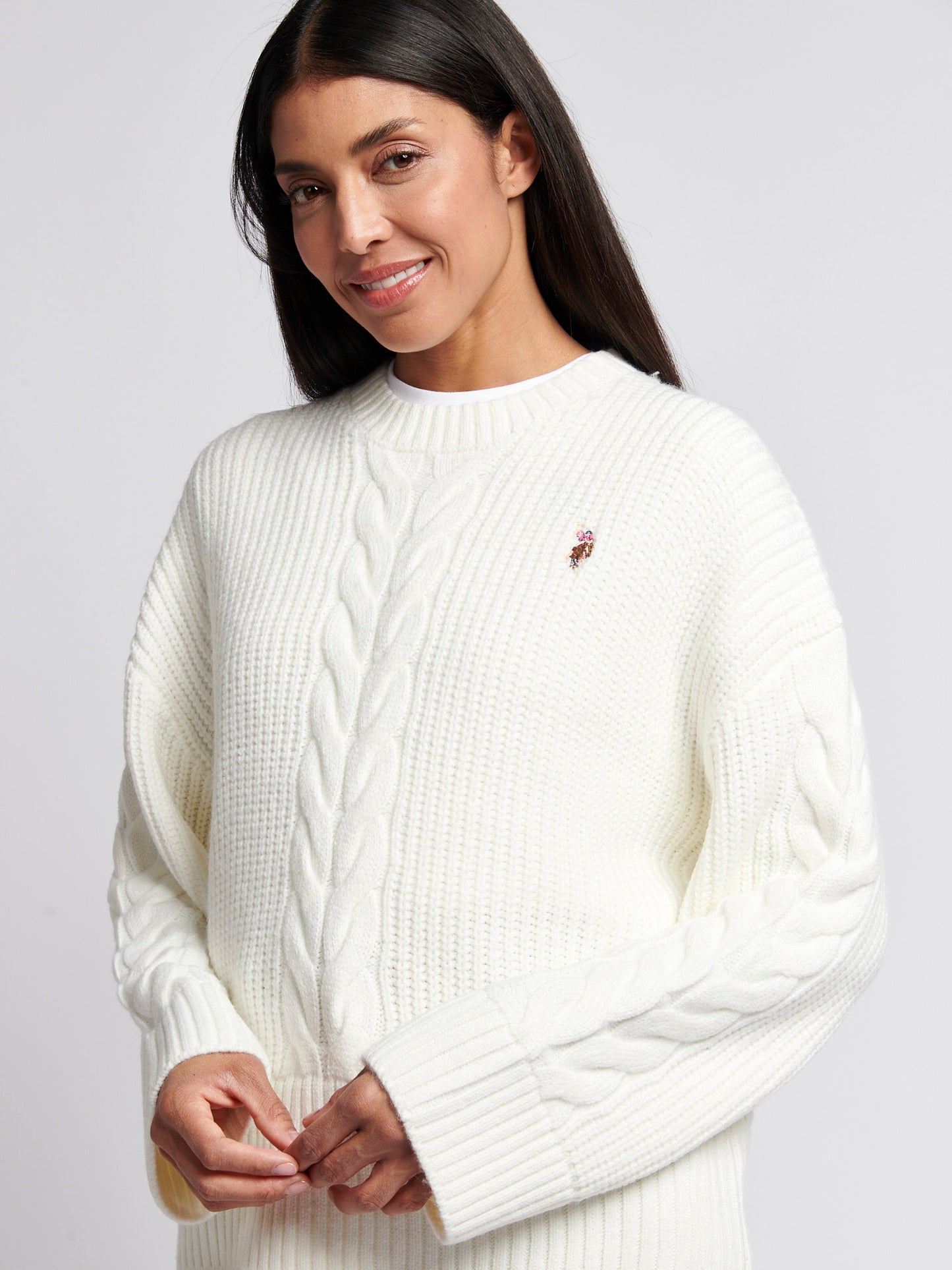 Womens Chunky Central Cable Jumper in Egret