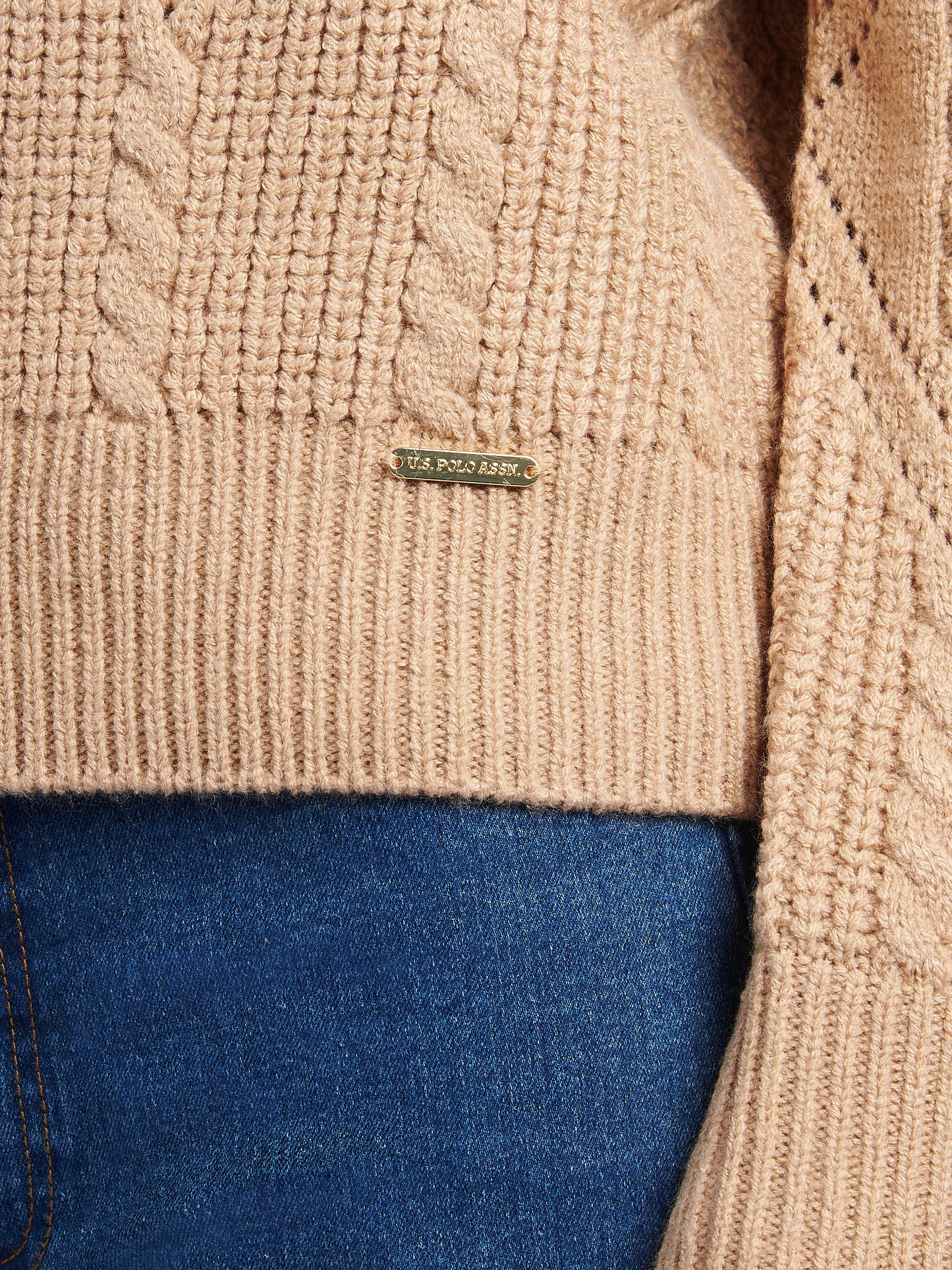 Womens Cable Argyle Mock Neck Jumper in Natural