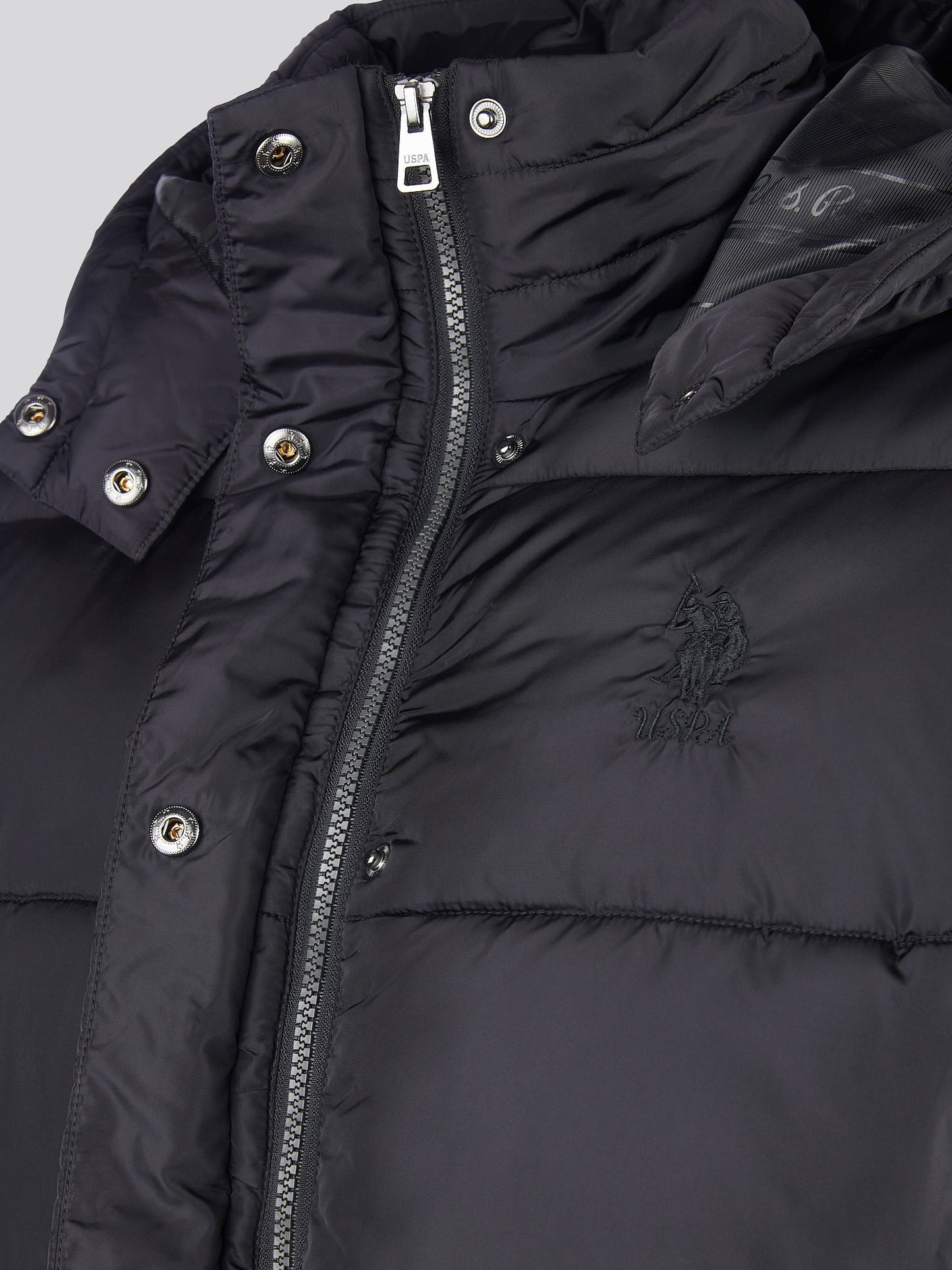 Womens Sateen Puffer Jacket in Black