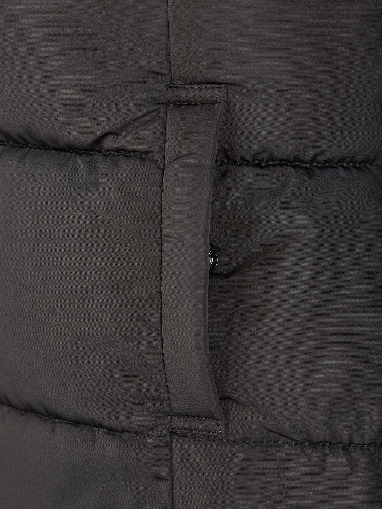 Womens Longline Square Quilt Puffer Coat in Black