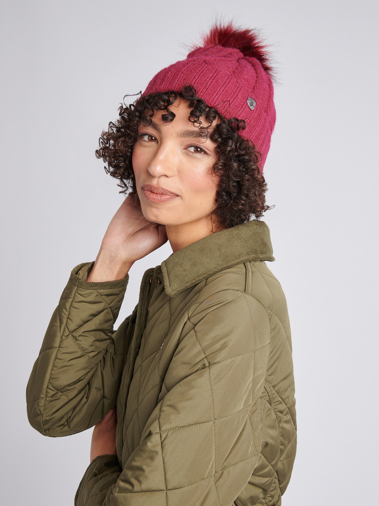 Womens Twist Cable Fur Bobble Knit Beanie in Beaujolais