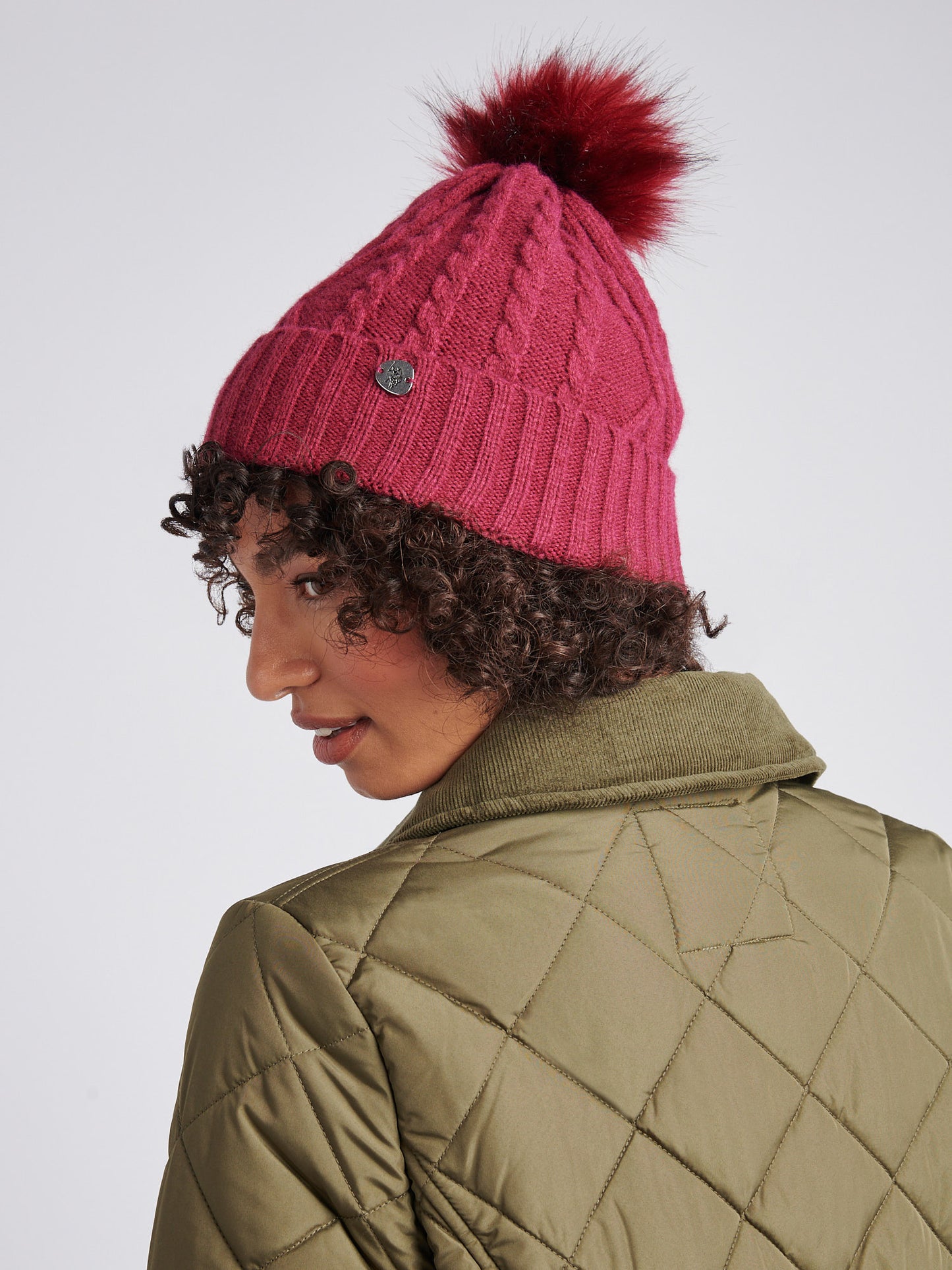 Womens Twist Cable Fur Bobble Knit Beanie in Beaujolais