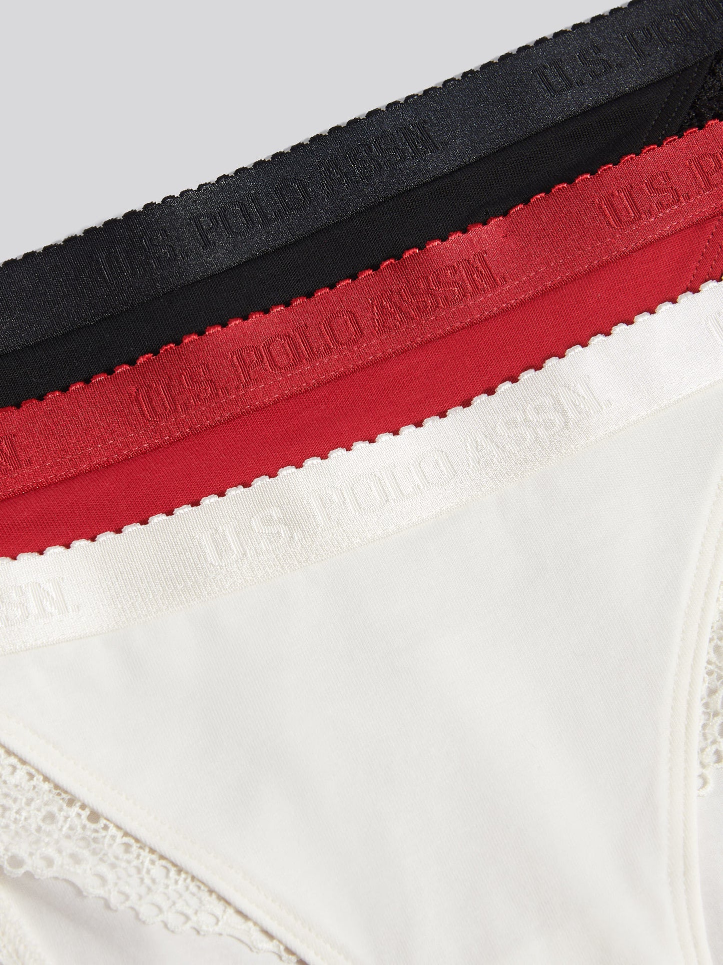 Womens 3 Pack Scallop Edge Lace Trim Bikini Brief in Marshmallow