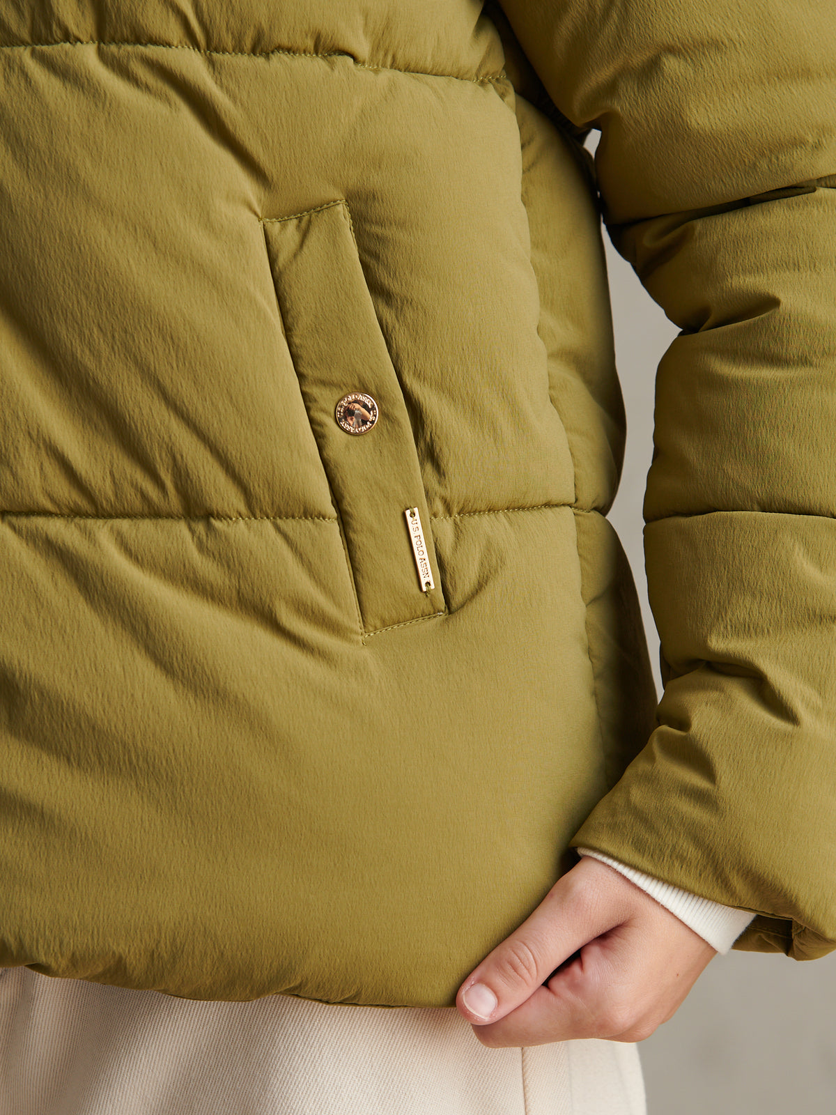 Womens Short Puffer Jacket Olive Branch