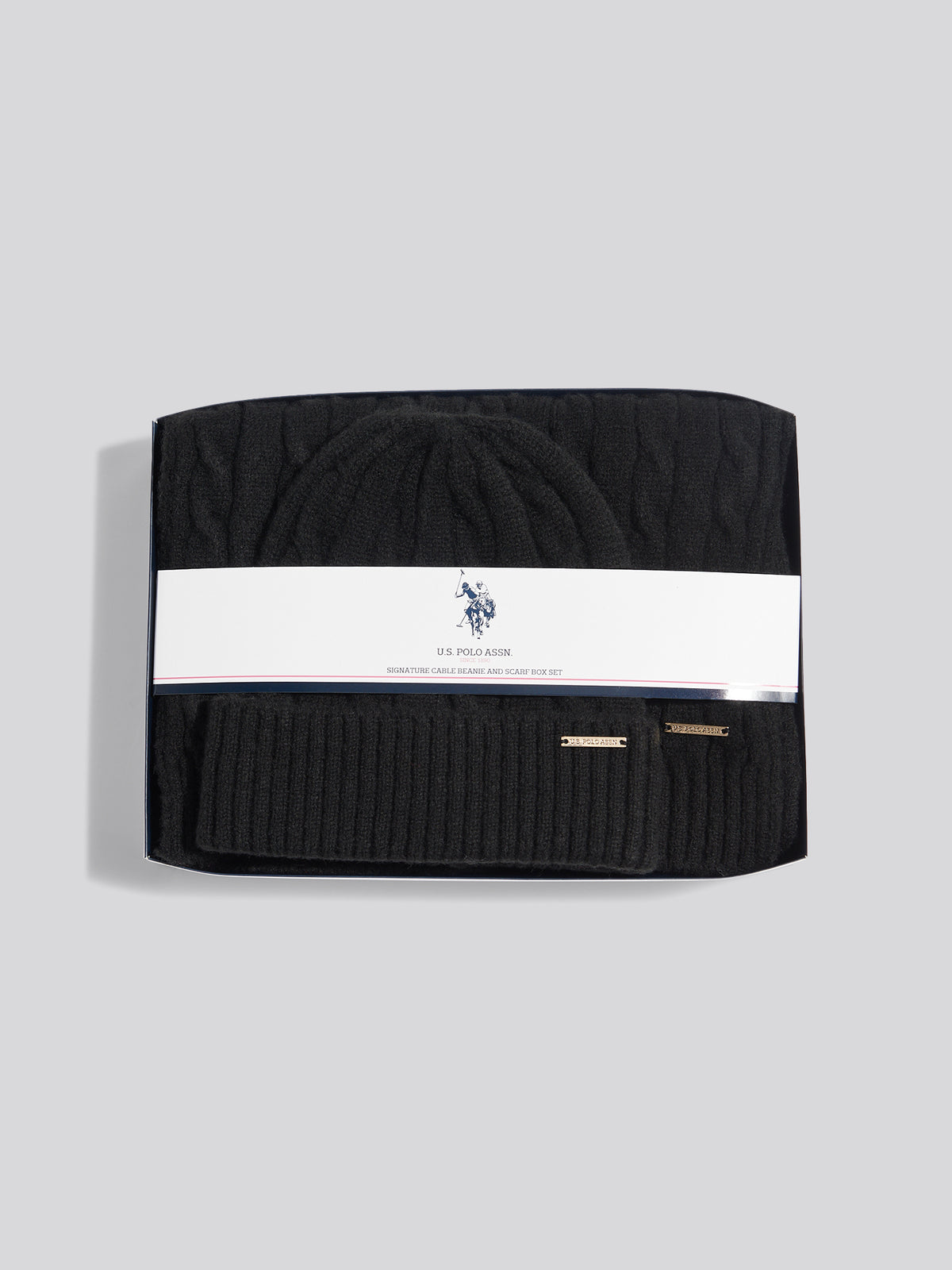 Womens Signature Cable Knit Beanie & Scarf Gift Set Black