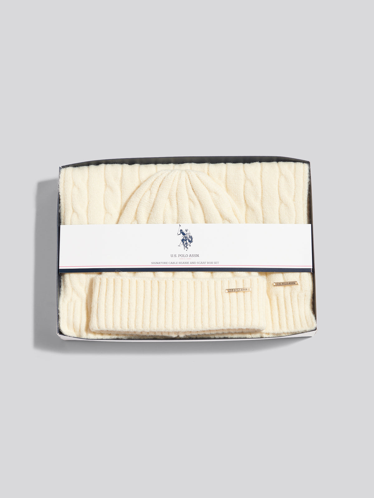 Womens Signature Cable Knit Beanie & Scarf Gift Set Marshmallow