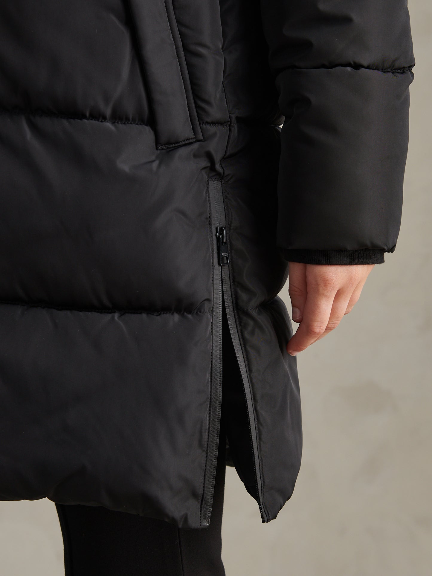 Womens Mid-Length Zip Detail Puffer Coat Black